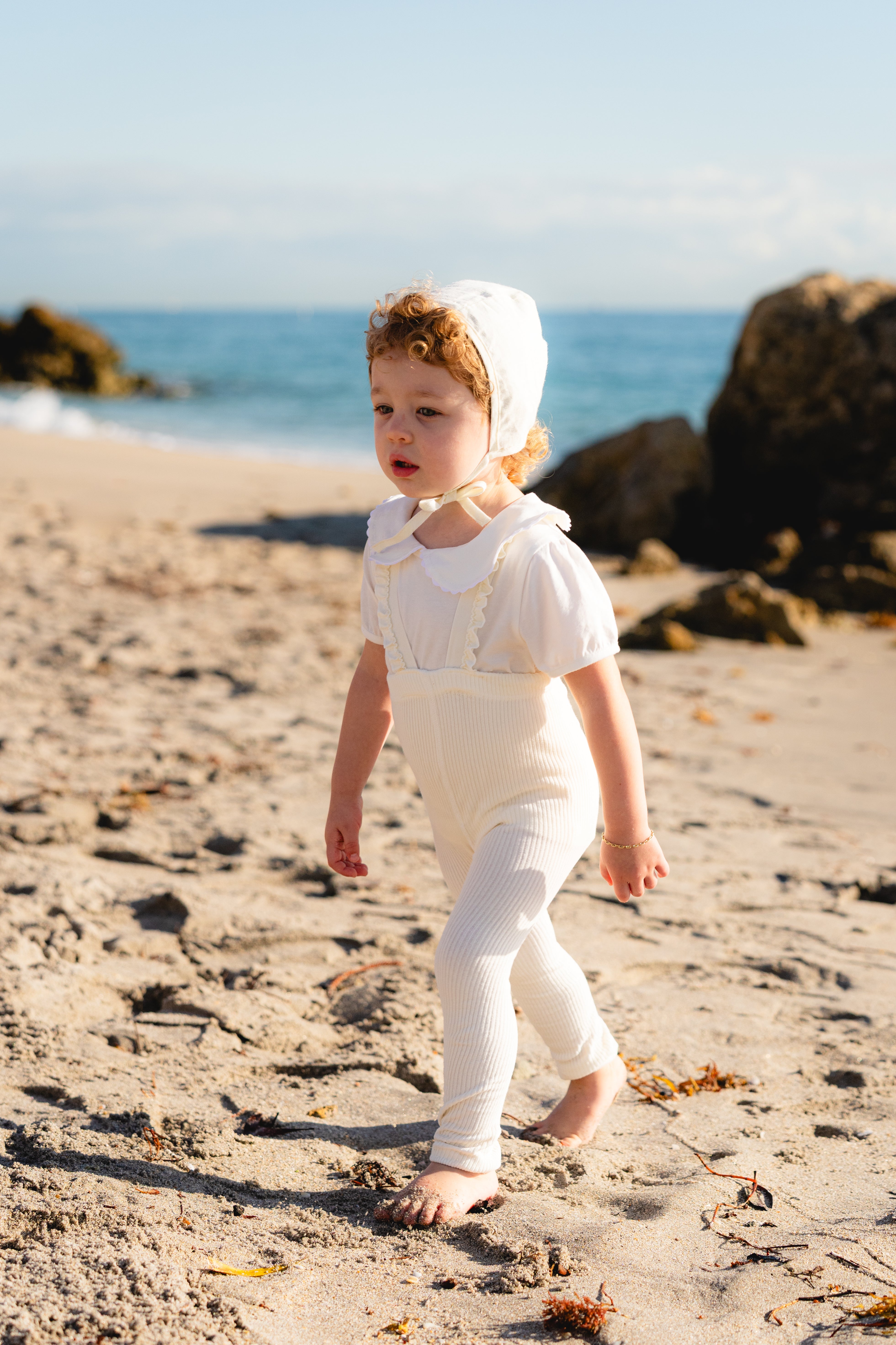 linen-bonnet