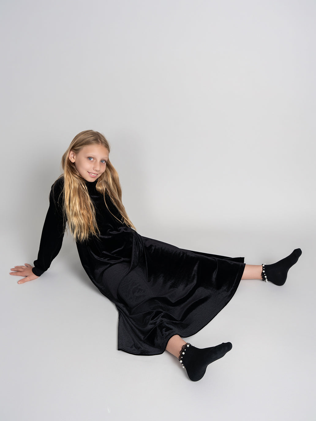 Velour Maxi Dress/Knit Mockneck Black